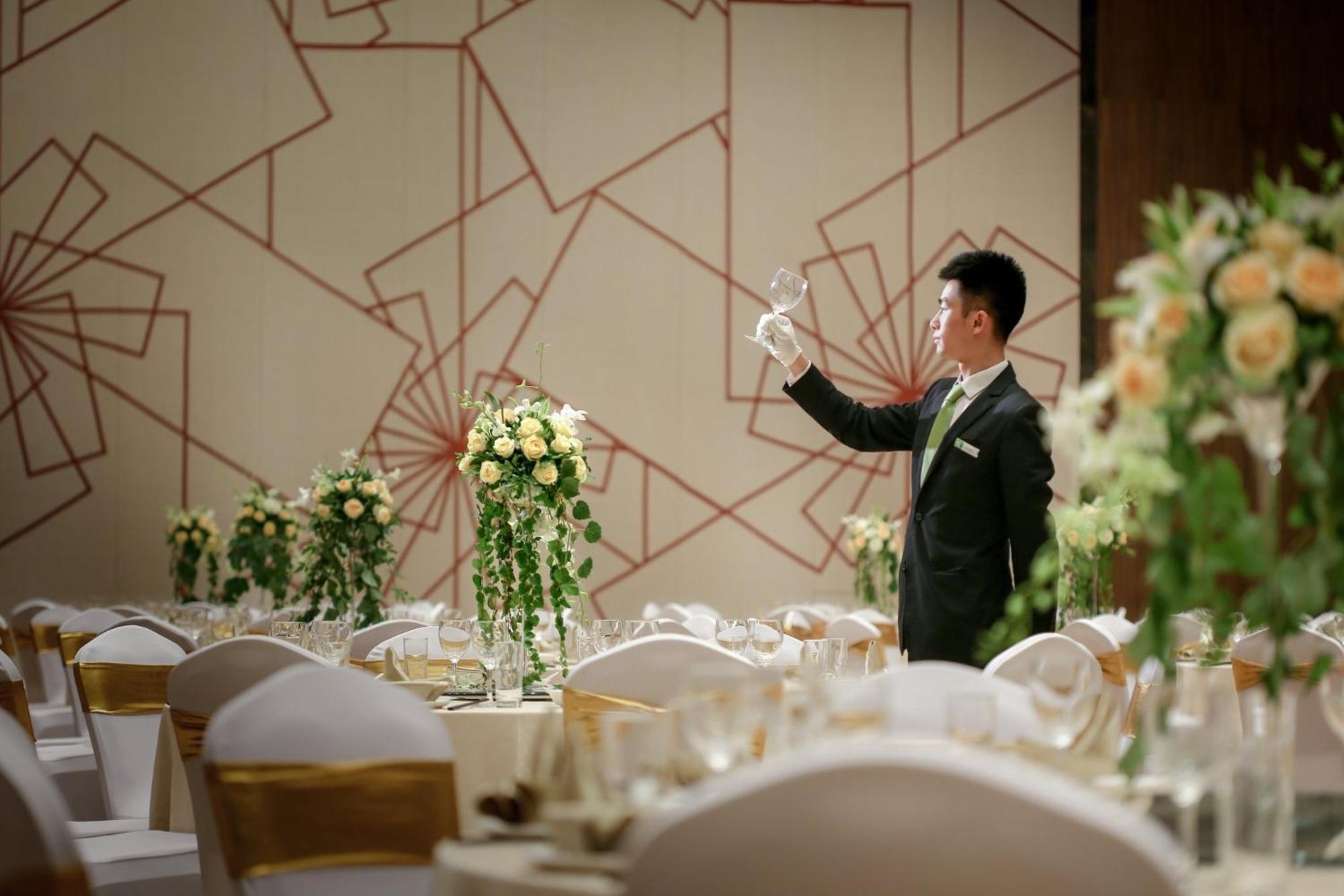 Holiday Inn Chengdu Qinhuang By Ihg Exterior photo