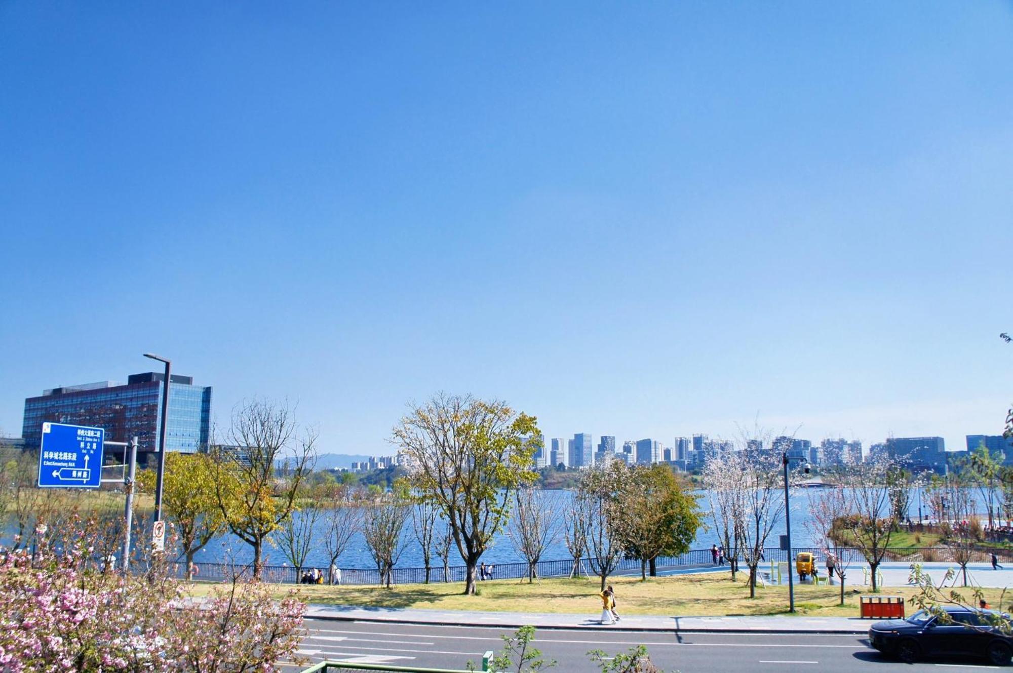 Holiday Inn Chengdu Qinhuang By Ihg Exterior photo